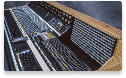 Neve 8078 Large-Format Analog Mixing Console