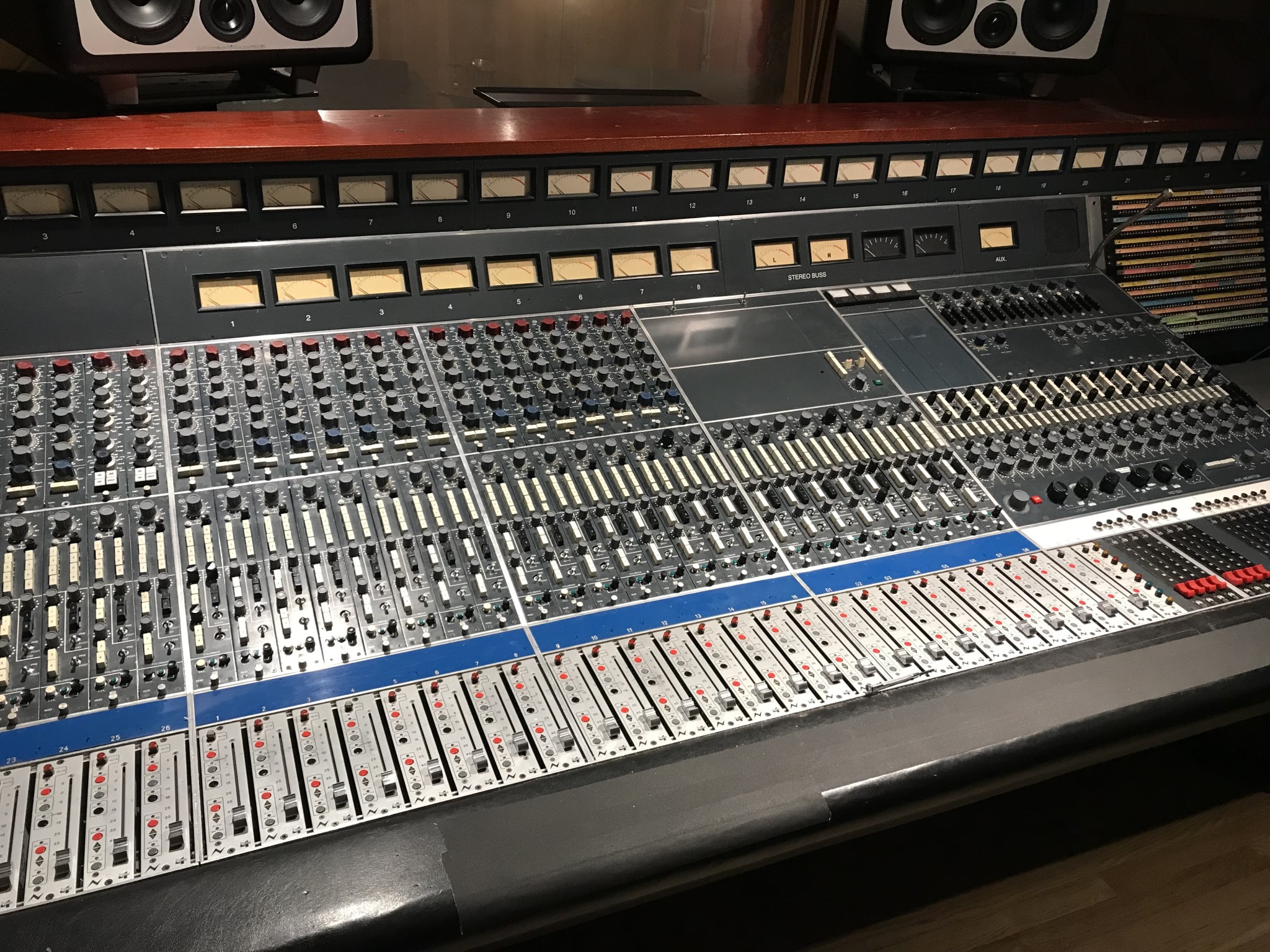 Neve 8026