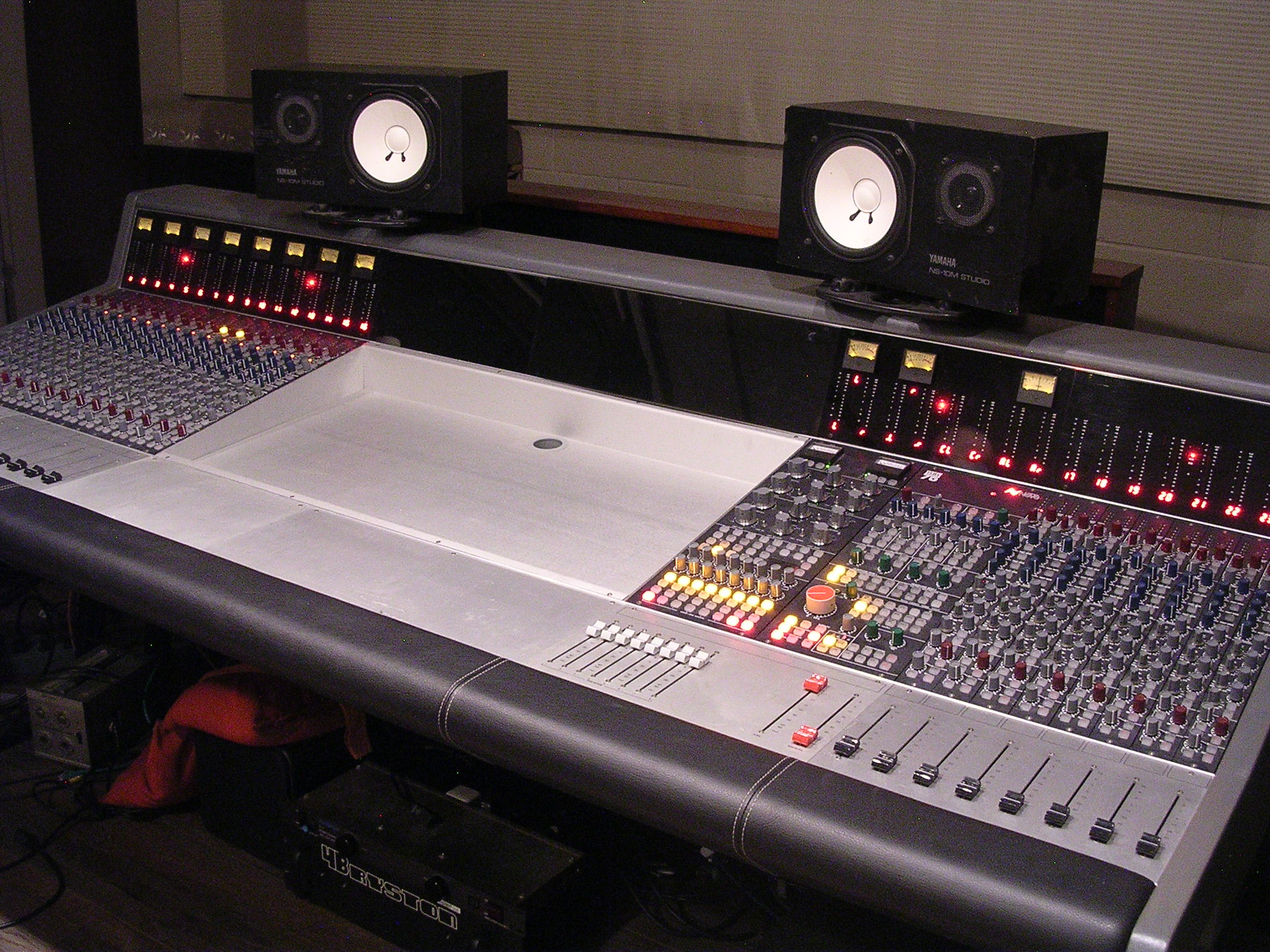 Neve Bas75