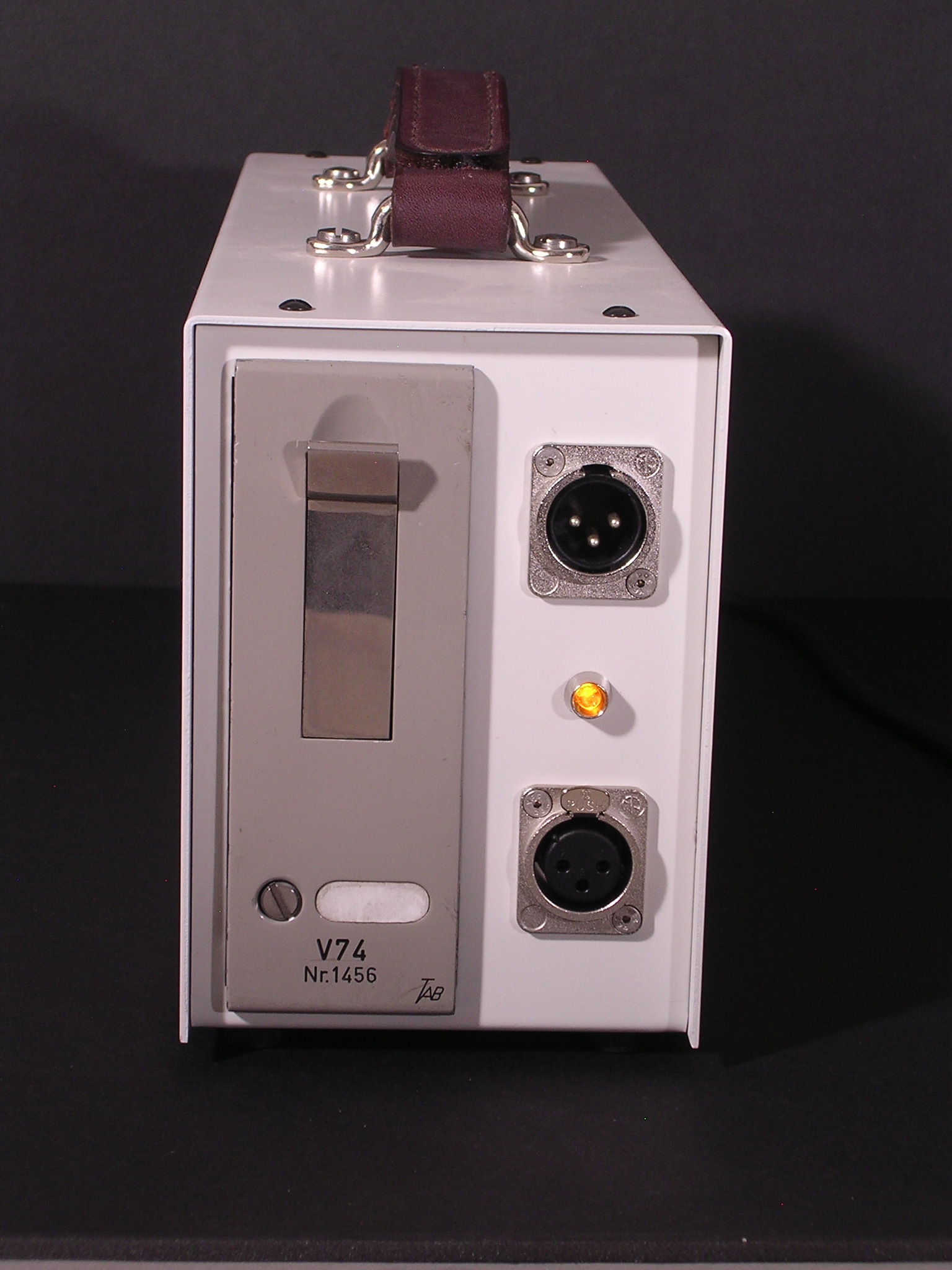 V72 V74 V78 Custom Lunchbox